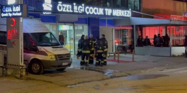 cocuk-tip-merkezinde-korkutan-yangin-hastalar-tahliye-edildi-YmlWPViN.jpg
