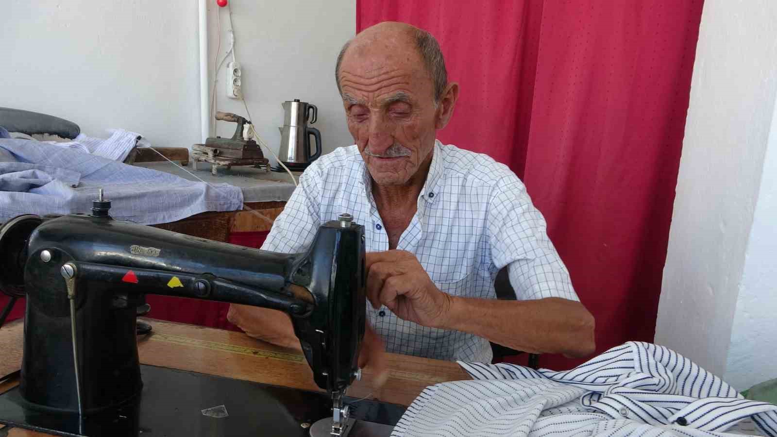 cocuk yasta eline aldigi igne ipligi 60 yildir birakmadi 2 URdNBubE