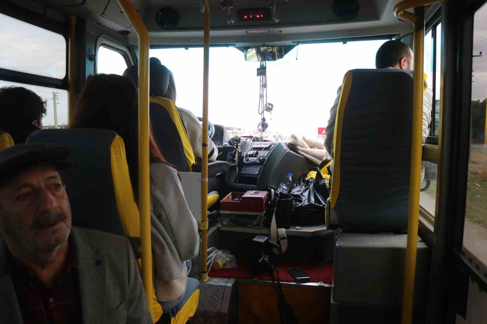 Çocuk yaşta muavinlik yaparak başladı, şimdi minibüs direksiyonunda kadınlara ilham oluyor 8 cocuk yasta muavinlik yaparak basladi simdi minibus direksiyonunda kadinlara ilham oluyor 4 8ipkMipr