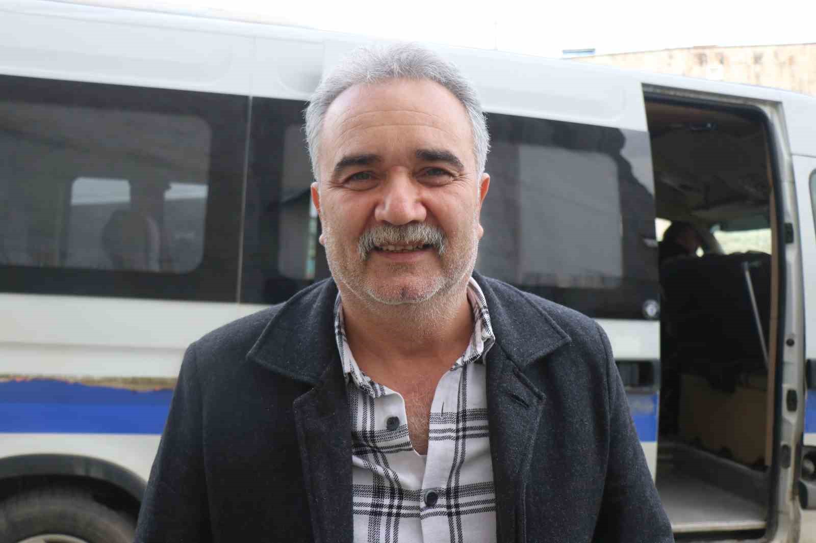 Çocuk yaşta muavinlik yaparak başladı, şimdi minibüs direksiyonunda kadınlara ilham oluyor 12 cocuk yasta muavinlik yaparak basladi simdi minibus direksiyonunda kadinlara ilham oluyor 8 vcsqa9f6