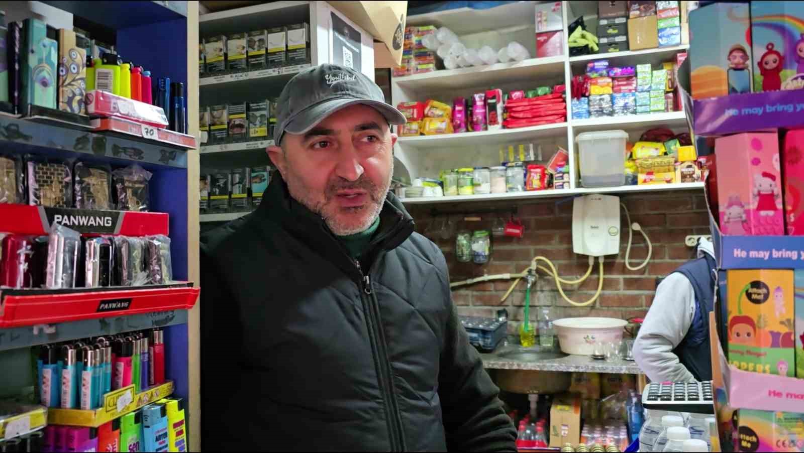 cocuklar bufenin kilidini cozdu isletmeci isyan etti 1 i9HAPkWR
