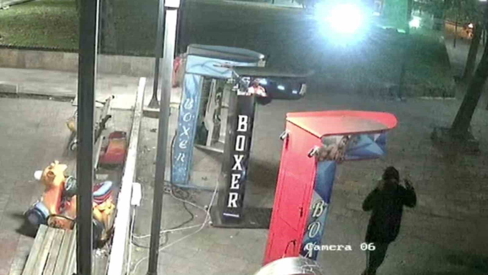 cocuklar bufenin kilidini cozdu isletmeci isyan etti 5 V4nDFKrv