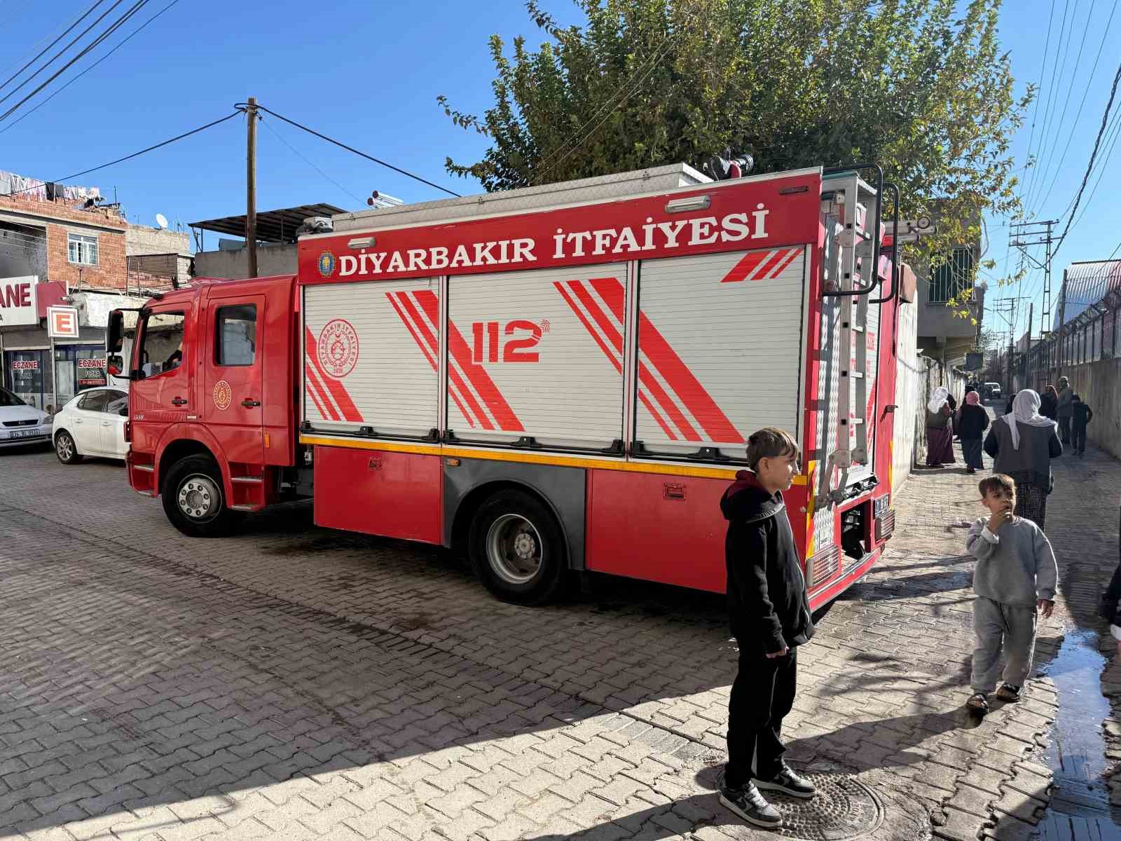 cocuklar sobayi devirdi facianin esiginden donuldu 2 c5muYgrv