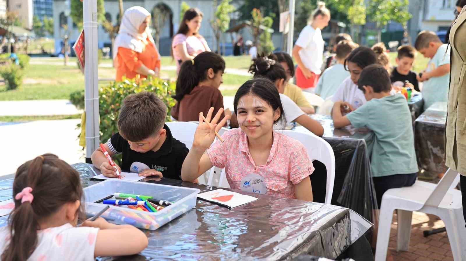 Çocuklar Sultangazi Kitap Kafe etkinliklerinde hem öğrenip hem eğleniyor 6 cocuklar sultangazi kitap kafe etkinliklerinde hem ogrenip hem egleniyor 2