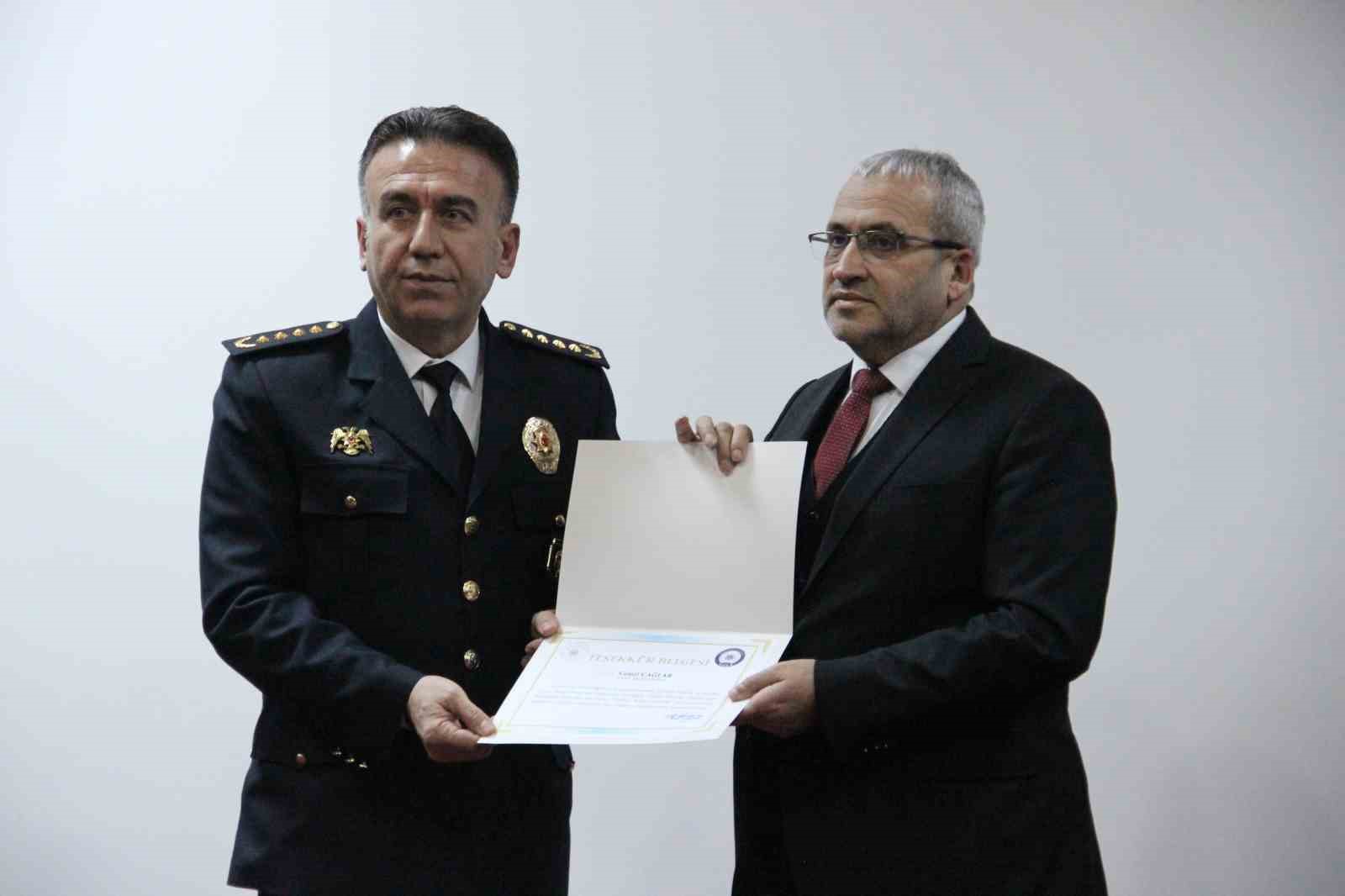 cocuklar ve genclerin sosyallesmesini amac edinen projede 17 bin 500 kisiye ulasildi 8 shEXKT2y