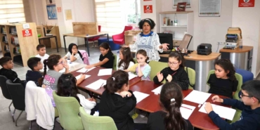 cocuklar-yeteneklerini-bu-atolyede-kesfediyor-Avb7mcSp.jpg