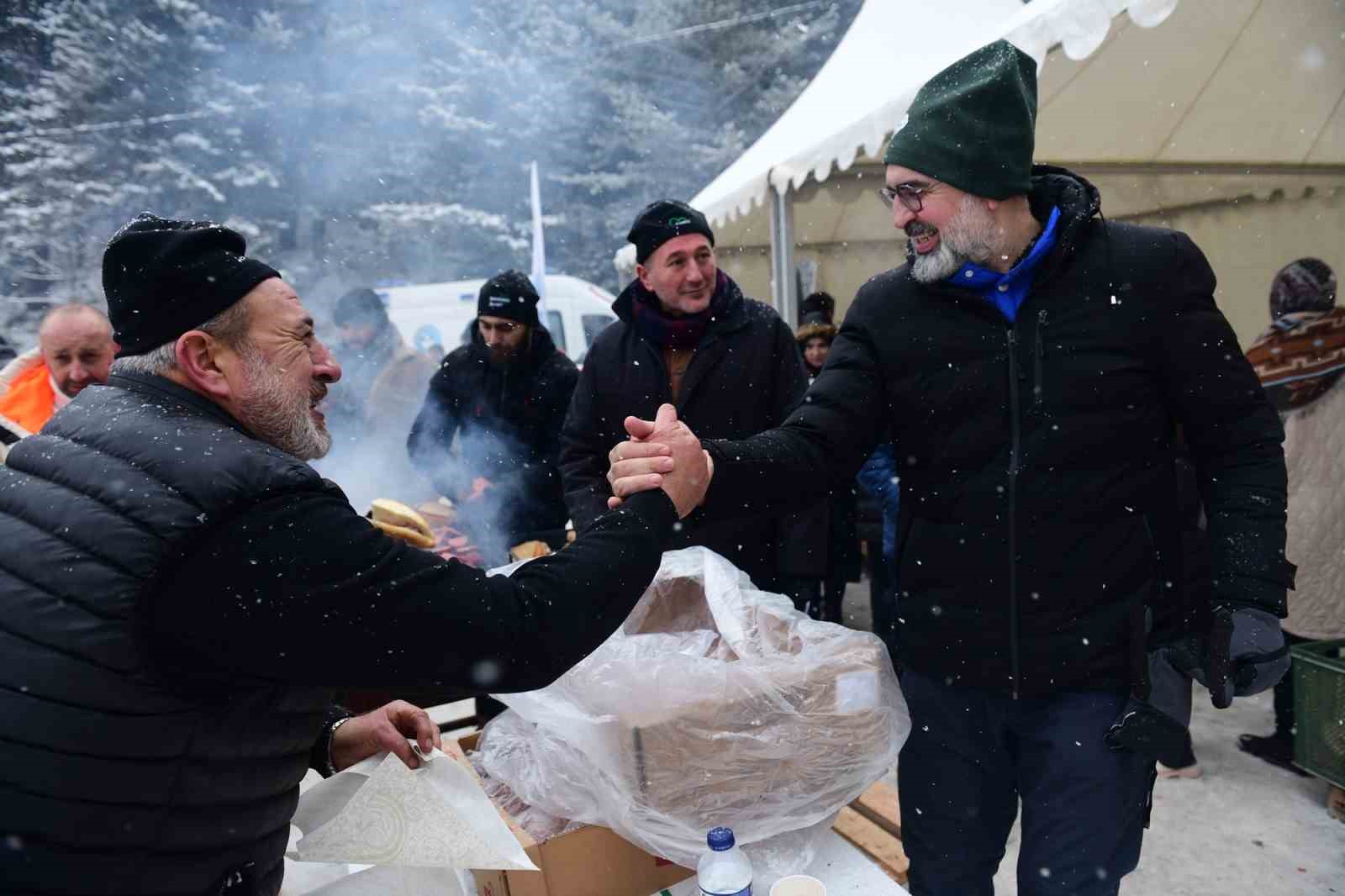 cocuklara karne hediyesi kar festivali 1 qX8wDE3h