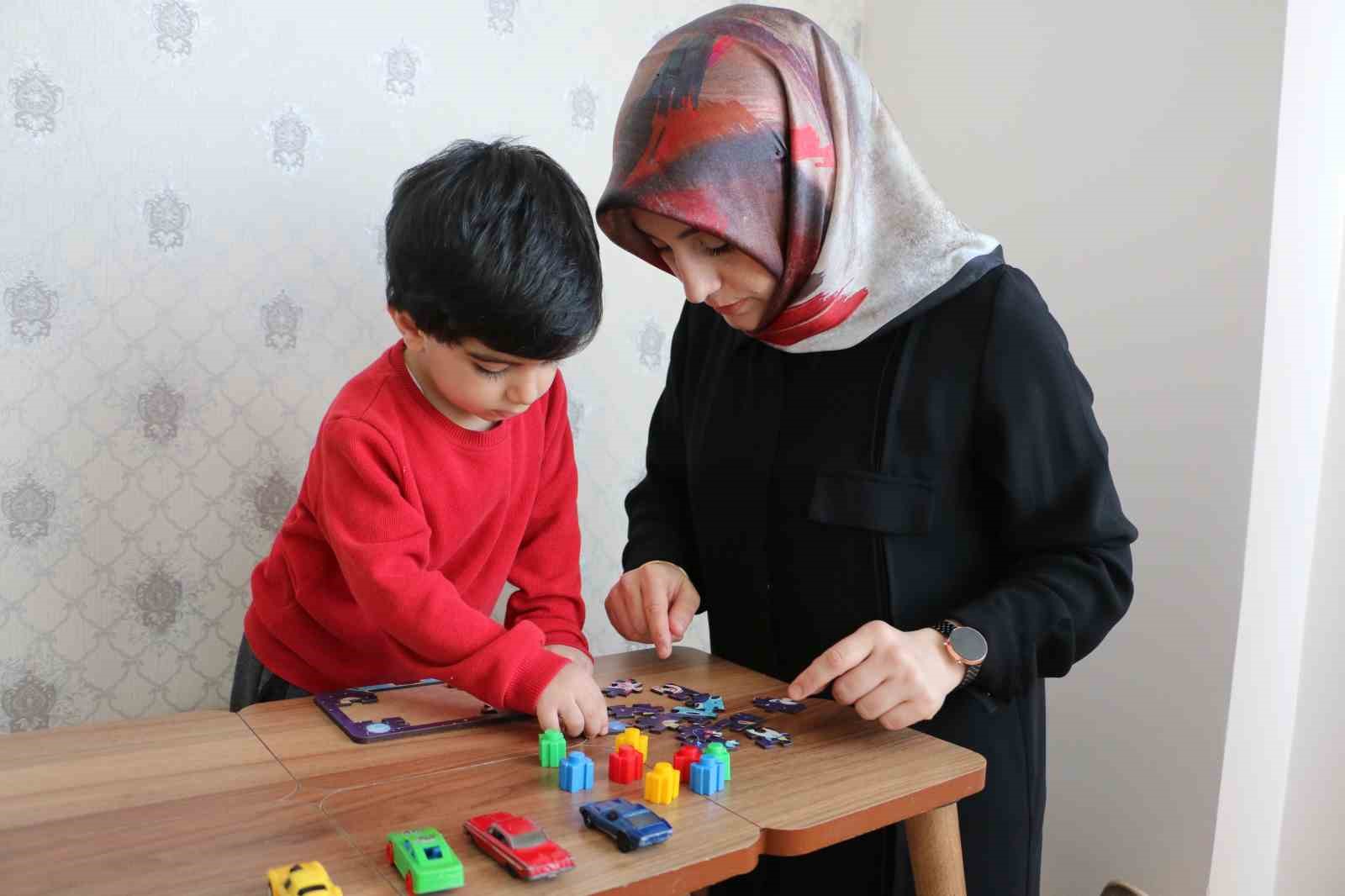 Çocukları için hobi olarak yapıyordu, evinin odasını atölyeye çevirip 81 ile satış yapmaya başladı 4 cocuklari icin hobi olarak yapiyordu evinin odasini atolyeye cevirip 81 ile satis yapmaya basladi