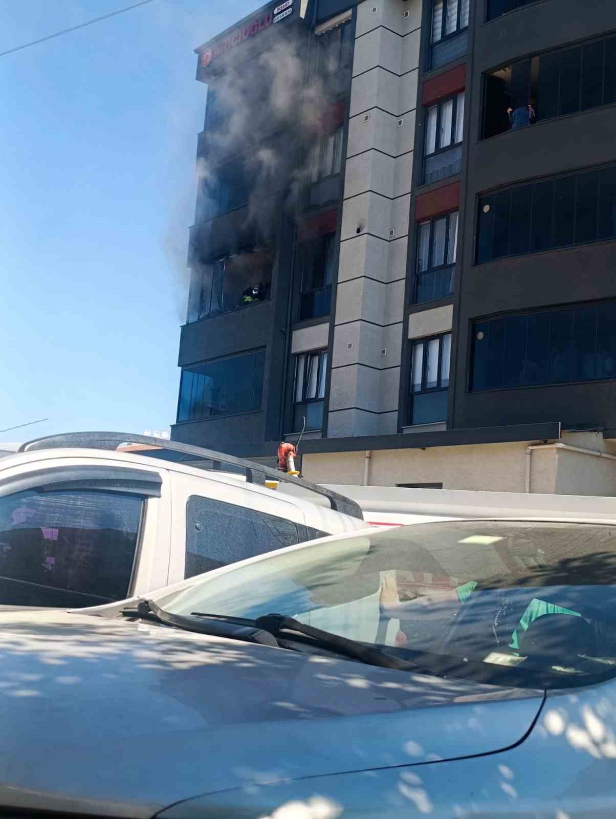 cocuklarin atesle oyunu yangin cikardi 1 yarali 1 5ruLH7nl