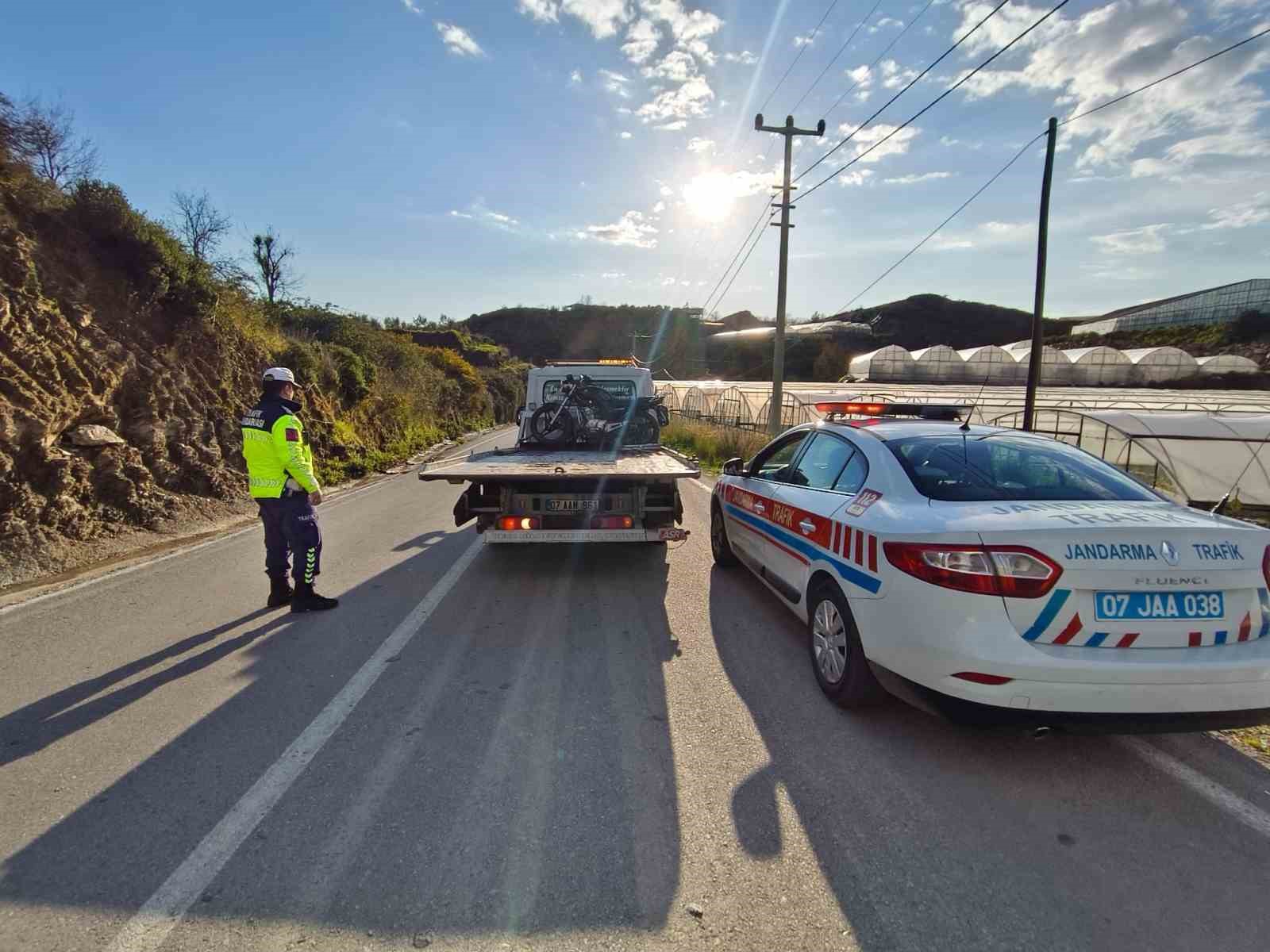 cocuklarin motosikletli akrobasisine 37 bin lira ceza 0