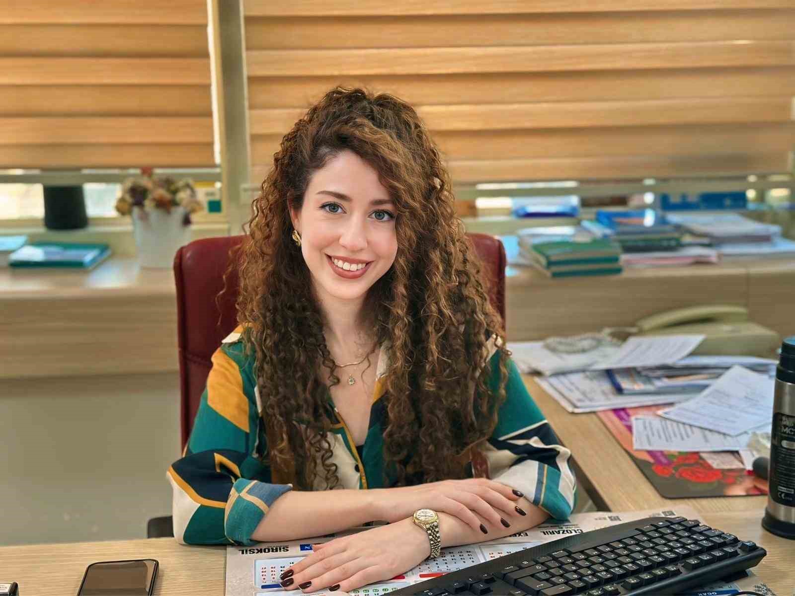 Çocukluk döneminde geçirilen suçiçeği, yıllar sonra zayıf bağışıklık ve stres dönemlerinde yeniden ortaya çıkıyor 4 cocukluk doneminde gecirilen sucicegi yillar sonra zayif bagisiklik ve stres donemlerinde yeniden ortaya cikiyor RhaEbZml