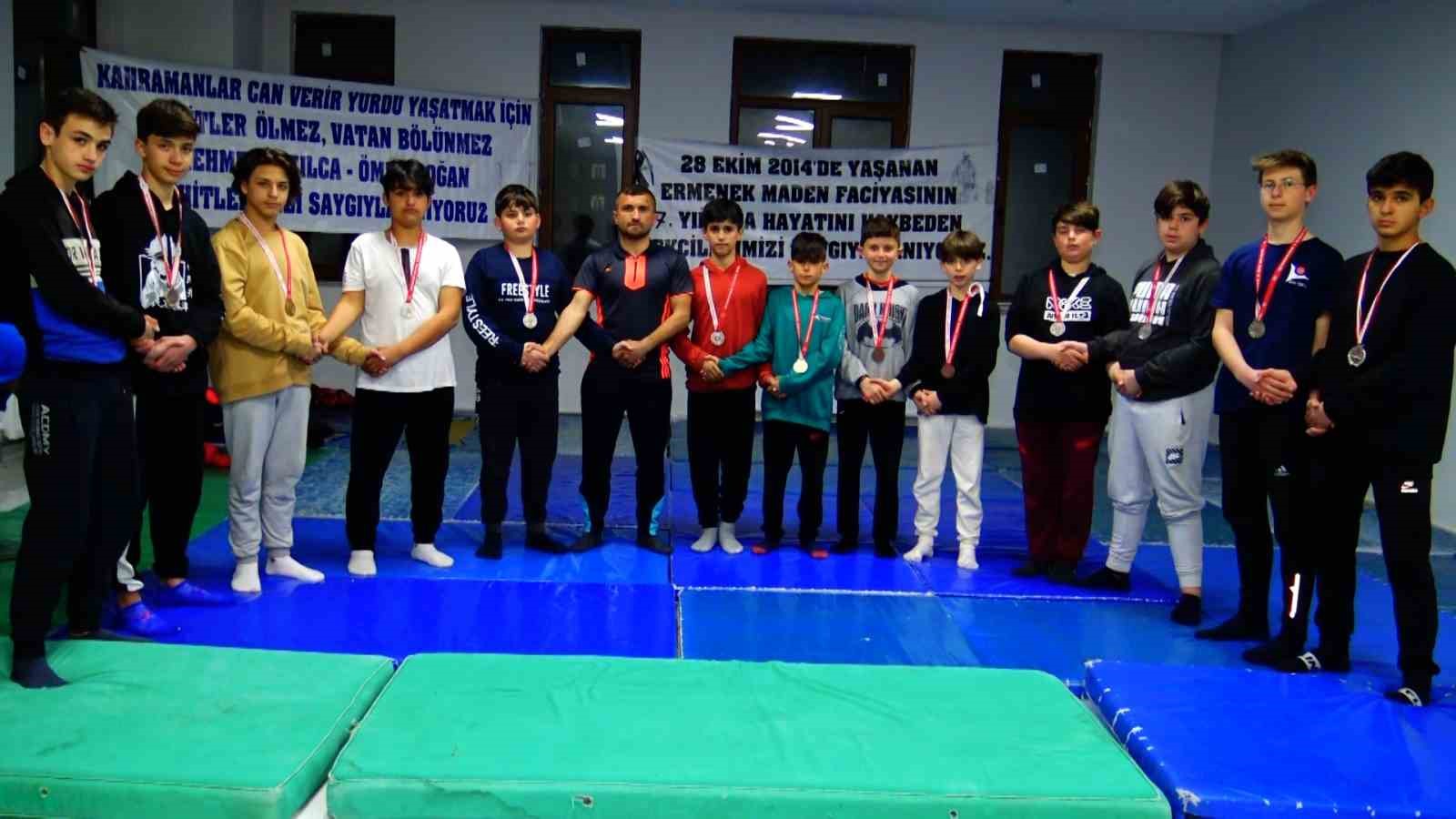 cocukluk hayali gercek oldu karamanli genc guresci milli takim yolunda 2 PfRehbfD