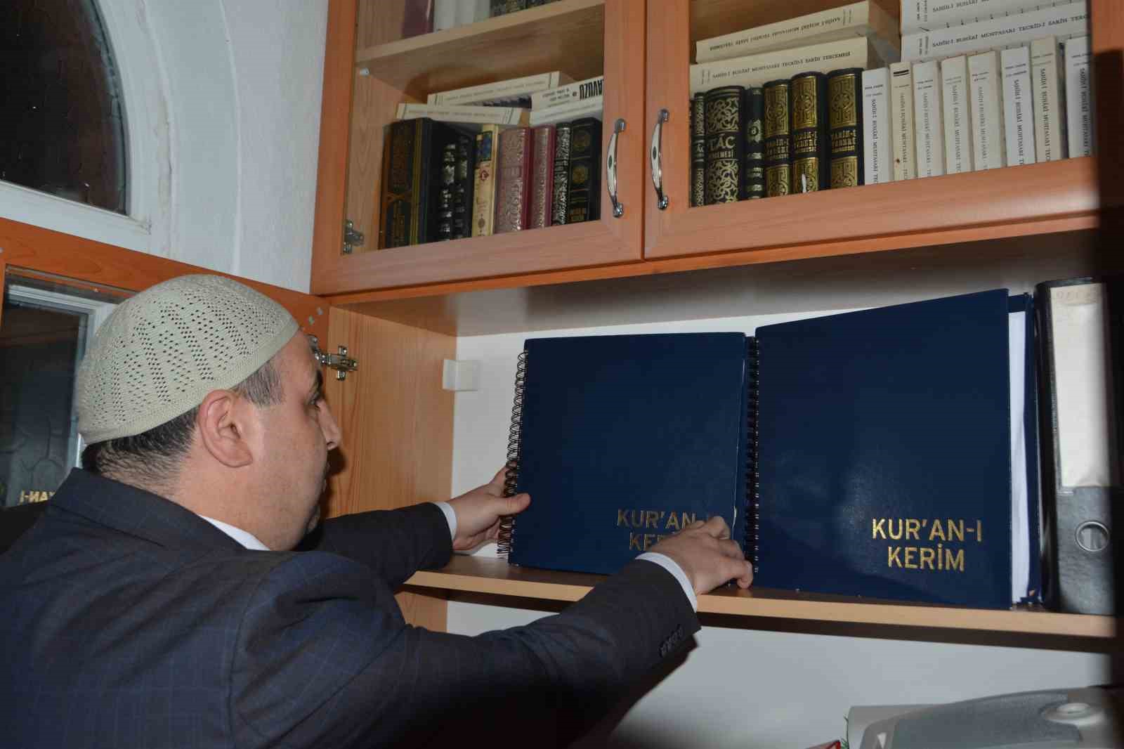 cocukluk hayalini gercege donusturen gorme engelli muezzin engelli olmak kuran okumaya engel degildir 3 13ZiGFbK