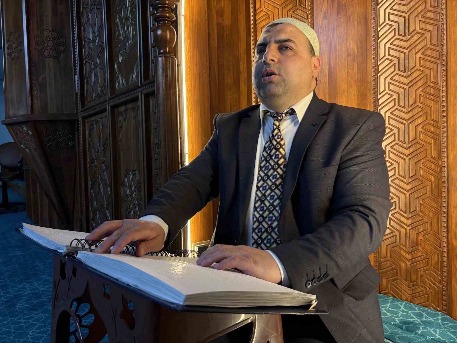 cocukluk hayalini gercege donusturen gorme engelli muezzin engelli olmak kuran okumaya engel degildir 7 HypLBVkH