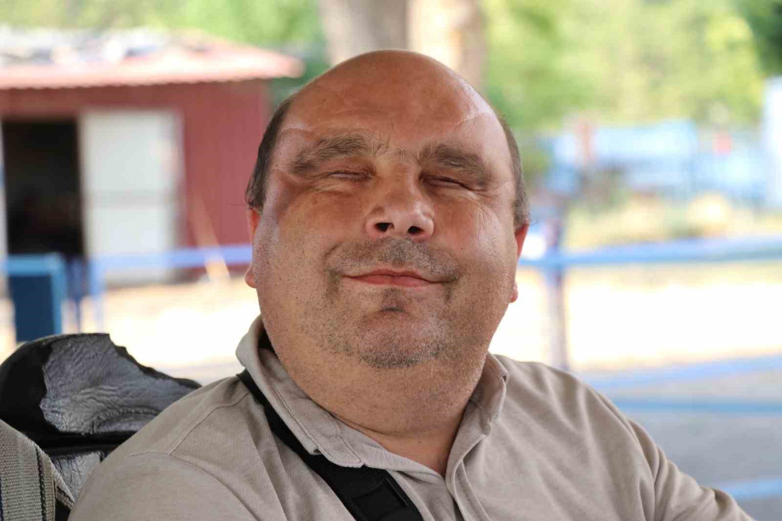 cocukluk hayaliydi gorme engeline ragmen hayalini gerceklestirdi 4 6wvGIZtl