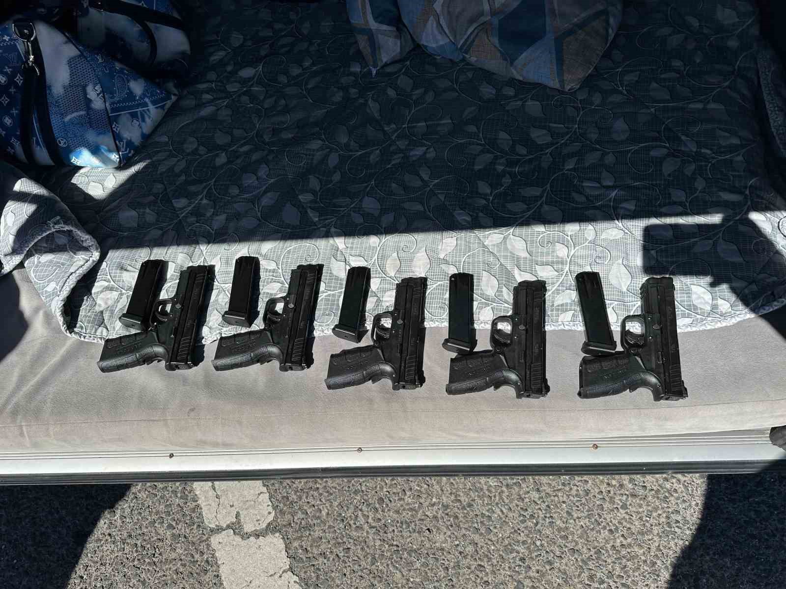 cokertilen silah sebekesi 3 bin kurusikiyi donusturecekmis 2 C44ZwPBF