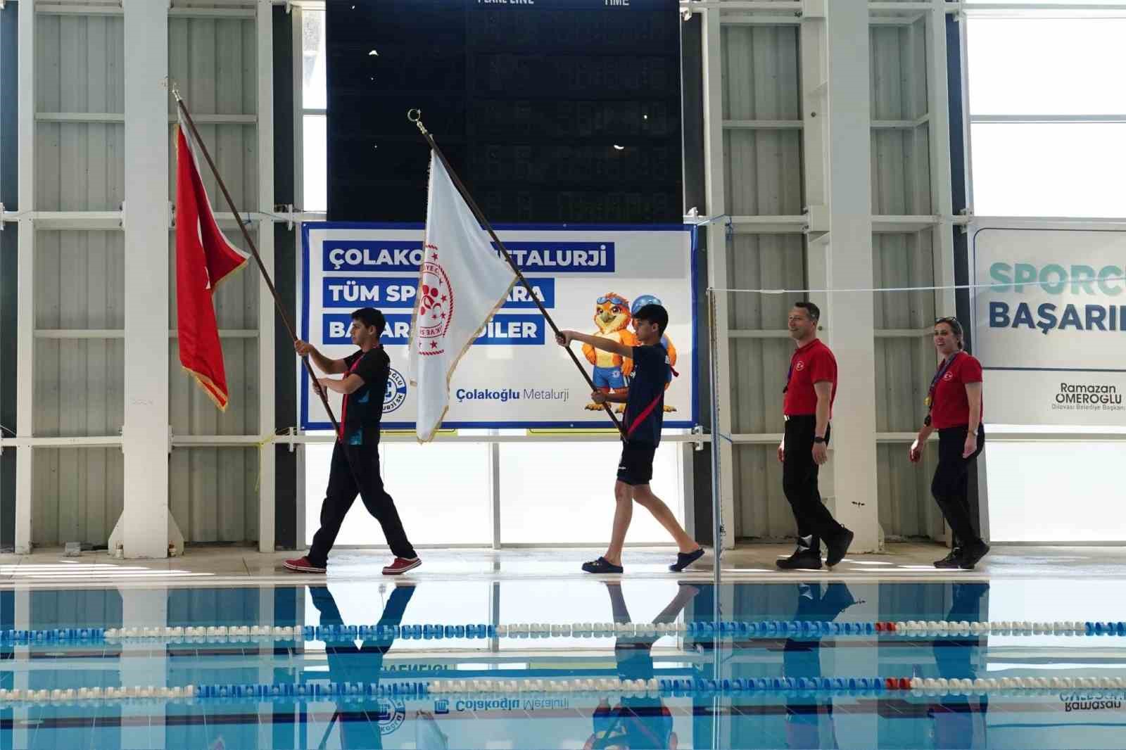 colakoglu metalurji 19 mayisi genc sporcularla kutladi 1 sDuHn85J