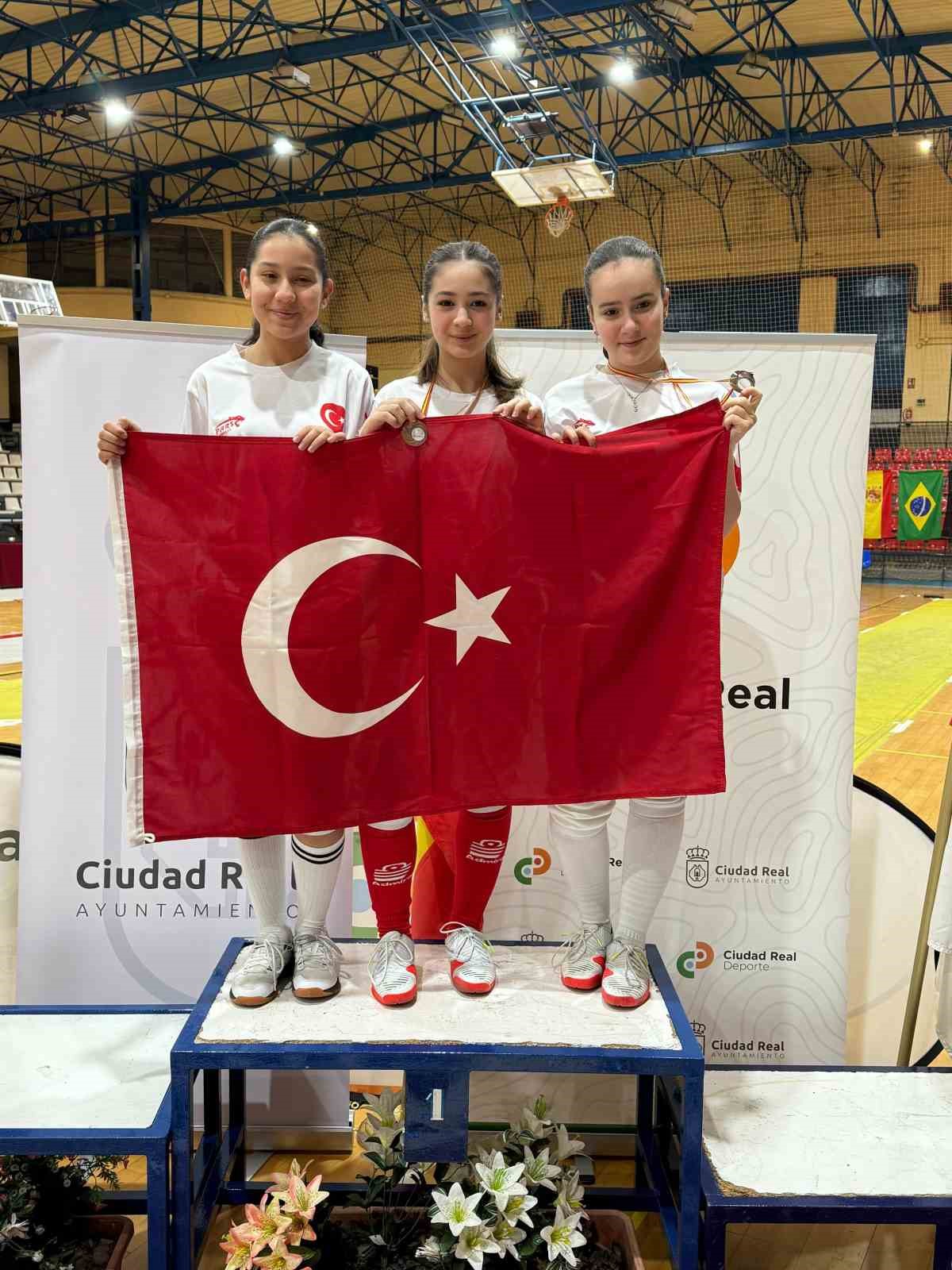 Çolakoğlu Metalurji Spor Kulübü’nden uluslararası arenada önemli başarı 6 colakoglu metalurji spor kulubunden uluslararasi arenada onemli basari 2 ne2D2sBf