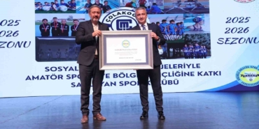 colakoglu-metalurji-spor-kulubune-kaskfden-basari-plaketi-eMuRMxGu.jpg