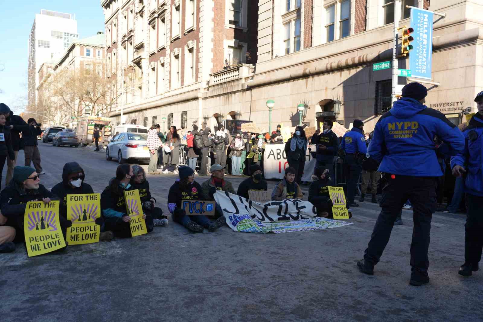 columbia universitesi onunde ice protestosu 10 ogrenci gozaltina alindi 8 Yjz9g4Y7