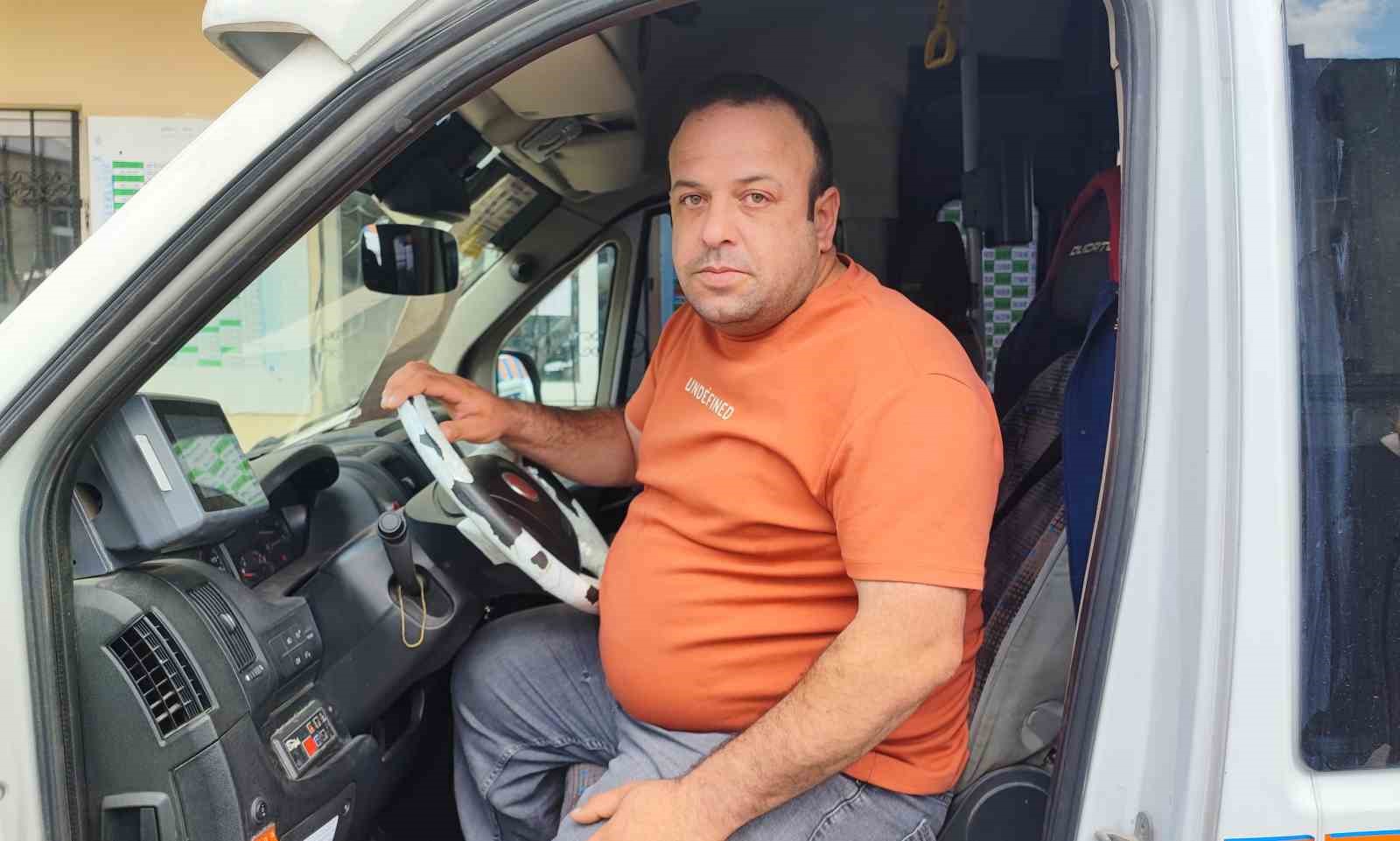 conolarin oldugu bolgede dolmusa ve suruculere saldiri 3 HjXcLbea