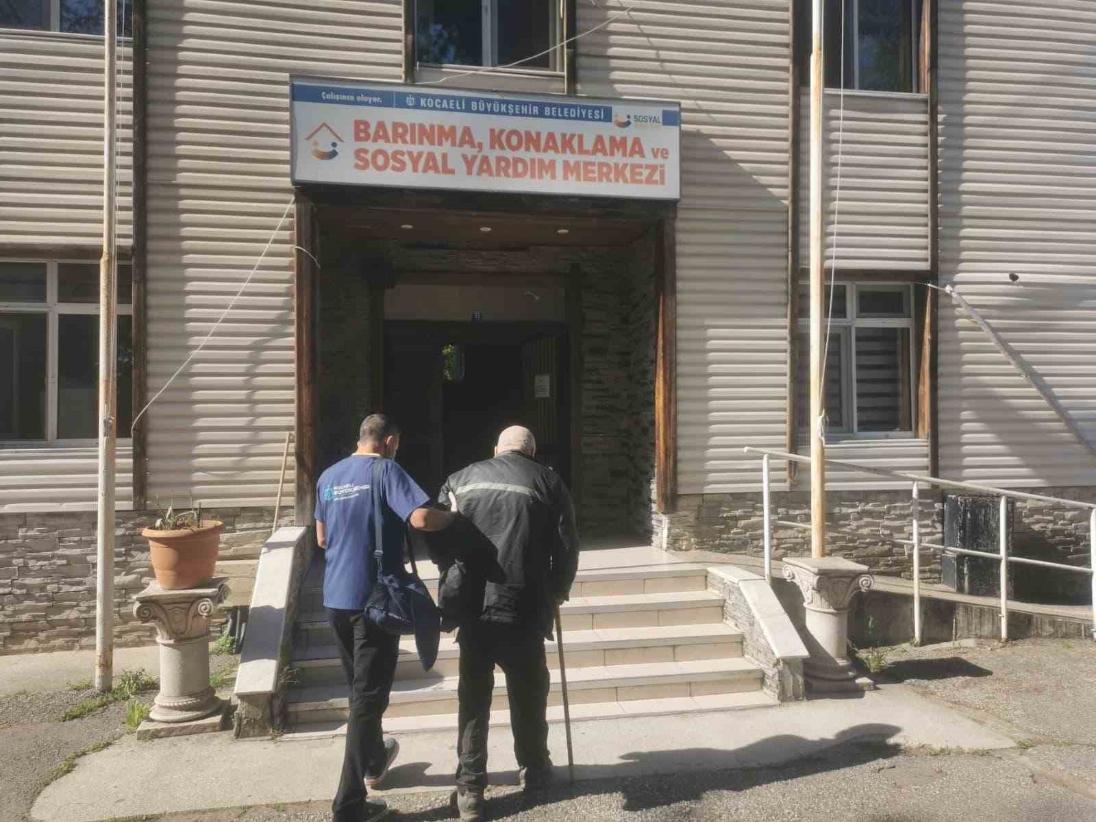 cop evde bitkin halde bulunan adamin yeni hali sasirtti 3 IEbYfjMu