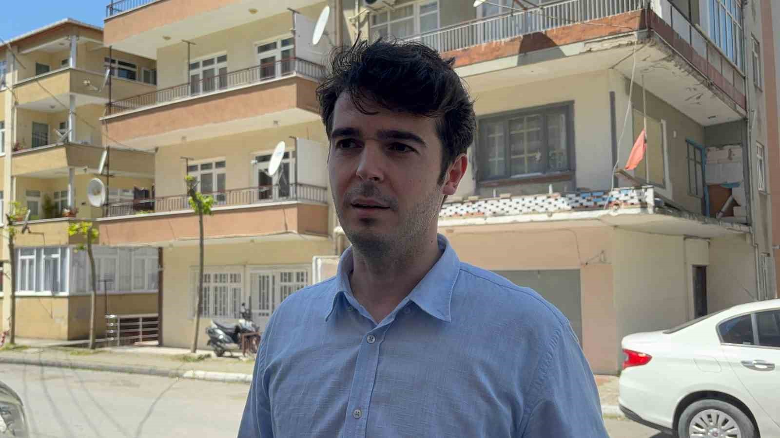 cop evin altindan dram cikti bir senedir disari cikmiyorum 6 m3chsWBG