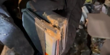 cop-kamyonu-kayip-cuzdan-icin-durduruldu-para-sahibine-ulastirildi-q5fefqKA.jpg