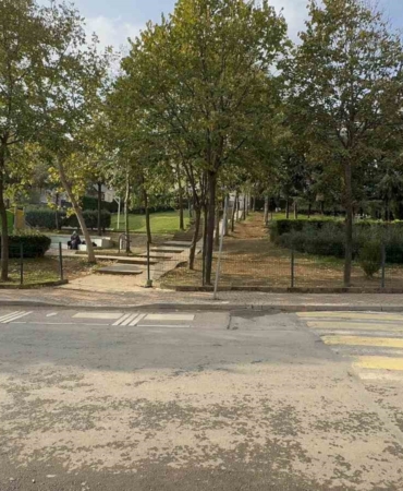 cop-kamyonunun-carptigi-belediye-iscisi-hayatini-kaybetti-JKnNgKnt.jpg