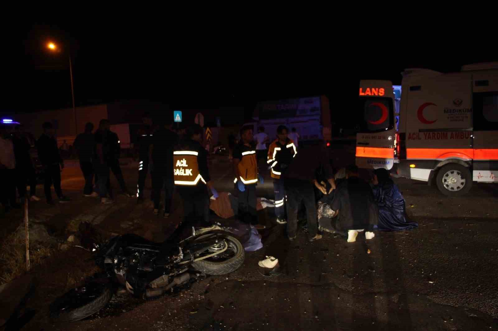 cop kamyonuyla carpisan motosikletteki 2 genc hayatini kaybetti 4 OrGnRtdk