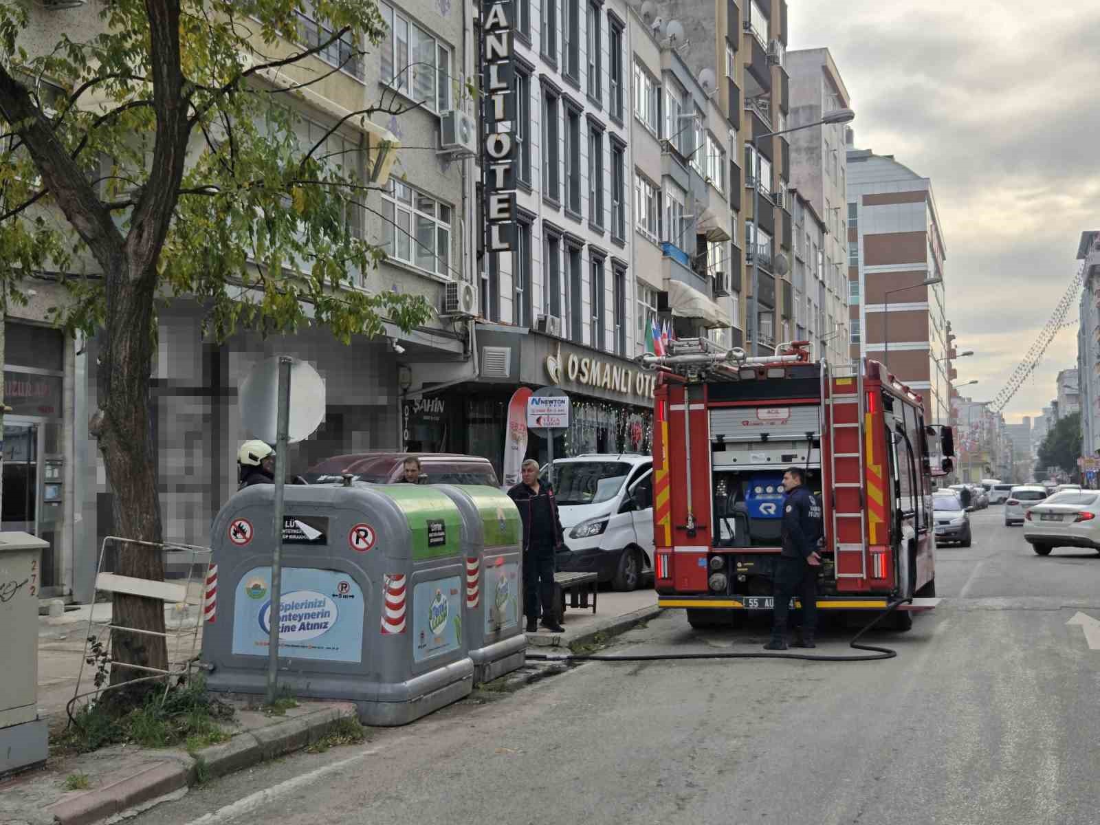 cop konteyneri yanginina itfaiye mudahale etti 1 vJ6qPzNa