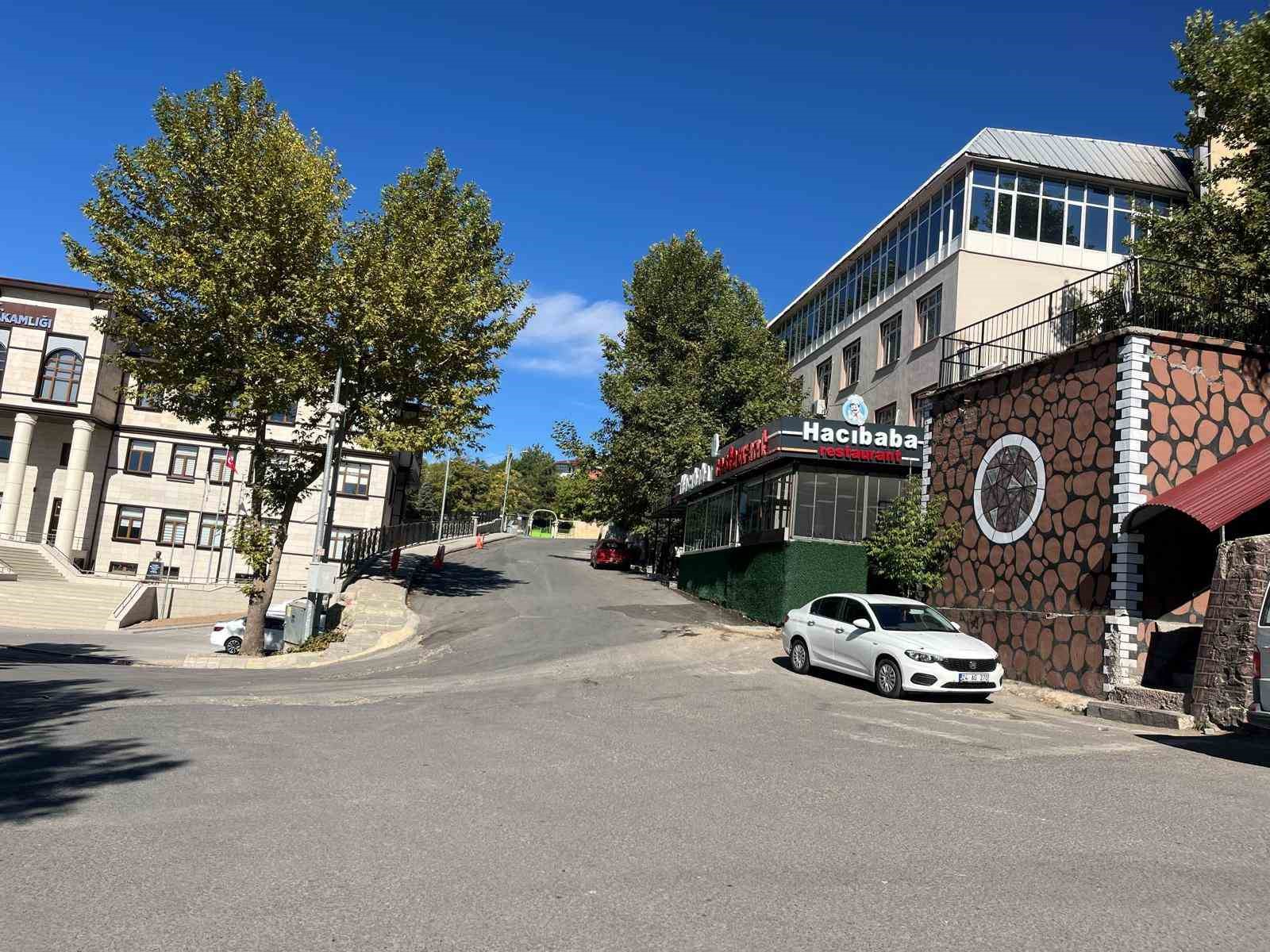 Çöpler Altın Madeni’nin kapalı kalması İliç’te hayatı durma noktasına getirdi 5 copler altin madeninin kapali kalmasi ilicte hayati durma noktasina getirdi 1 mFt3aZHb