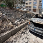 copluk-alanda-cikan-yangin-otomobili-kule-cevirdi-ZaudYtVY.jpg