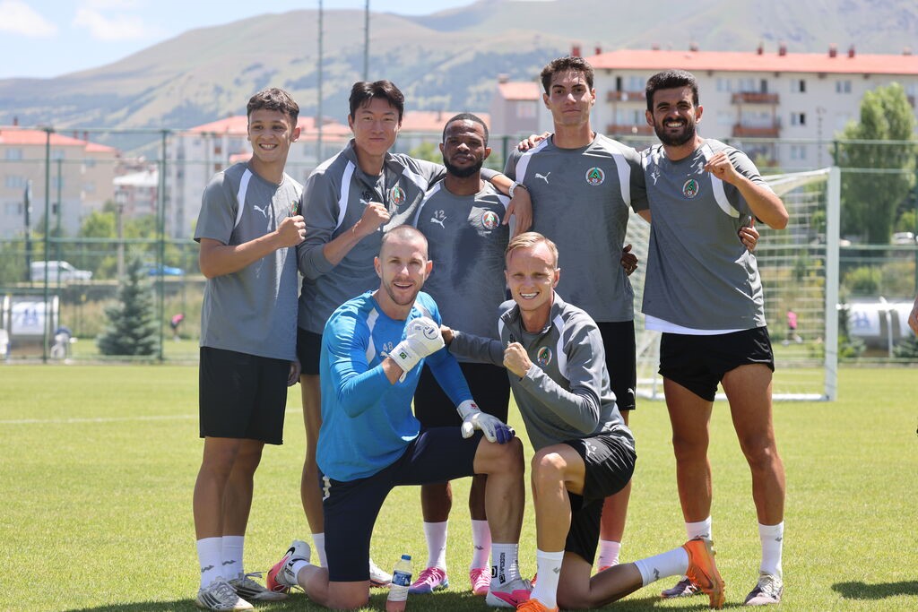 corendon alanyaspor erzurum kampina basladi 3 HlutmhCV