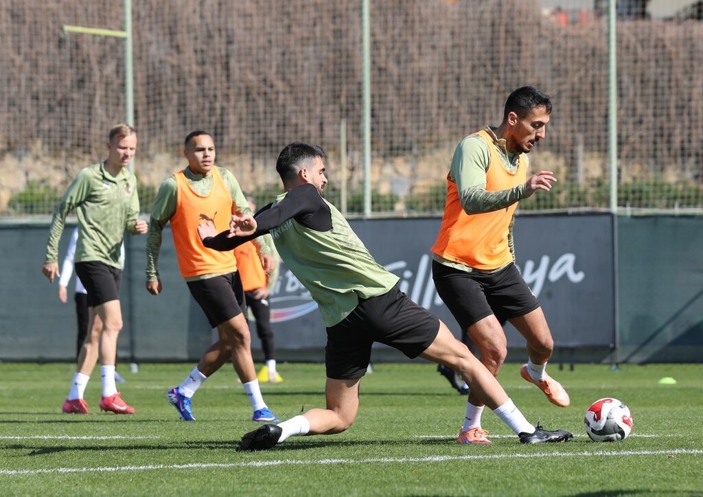 Corendon Alanyaspor, Göztepe maçı hazırlıklarını tamamladı 6 corendon alanyaspor goztepe maci hazirliklarini tamamladi 2 8uahmpqm