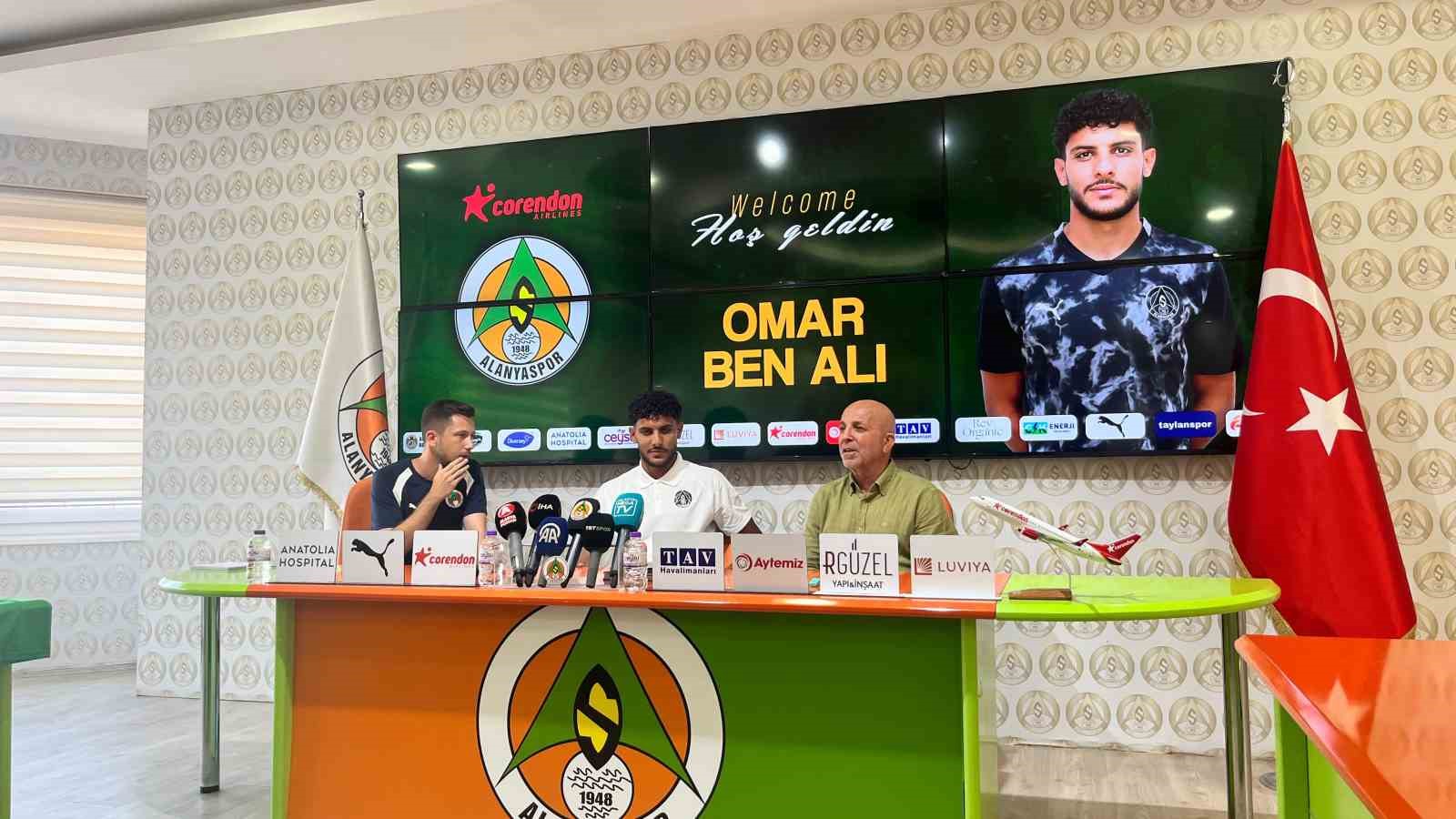 corendon alanyaspor tunuslu santrfor omar ben aliyi renklerine bagladi 3 NgevCHgc