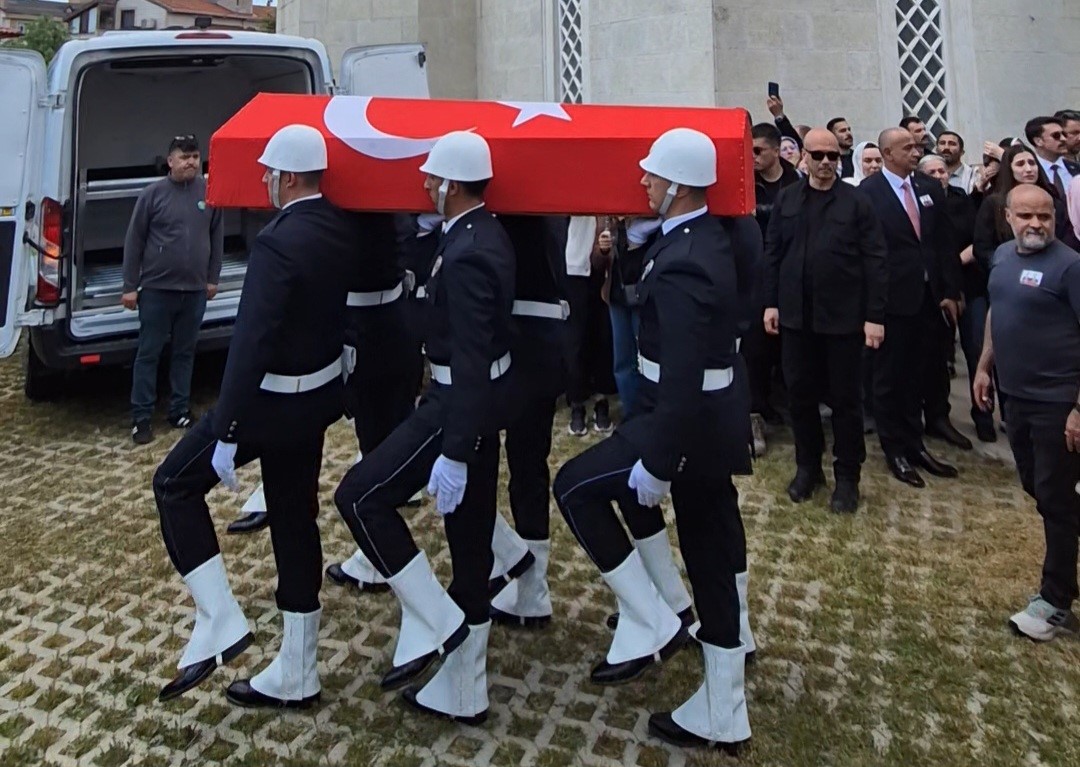 corlu sehitlerini binler ugurladi 9 ZQl8YYTG