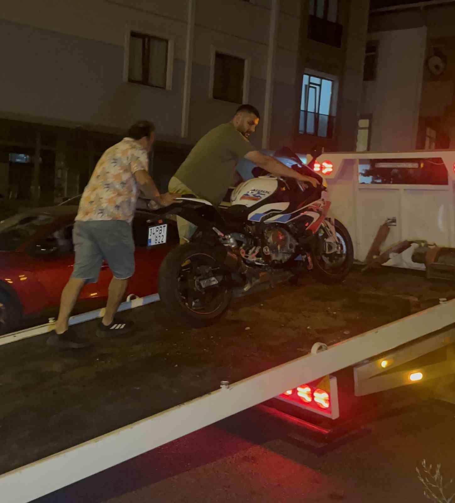 corluda akrobatik hareketler yapan motosikletliye agir ceza 0 KBs4ZOHr
