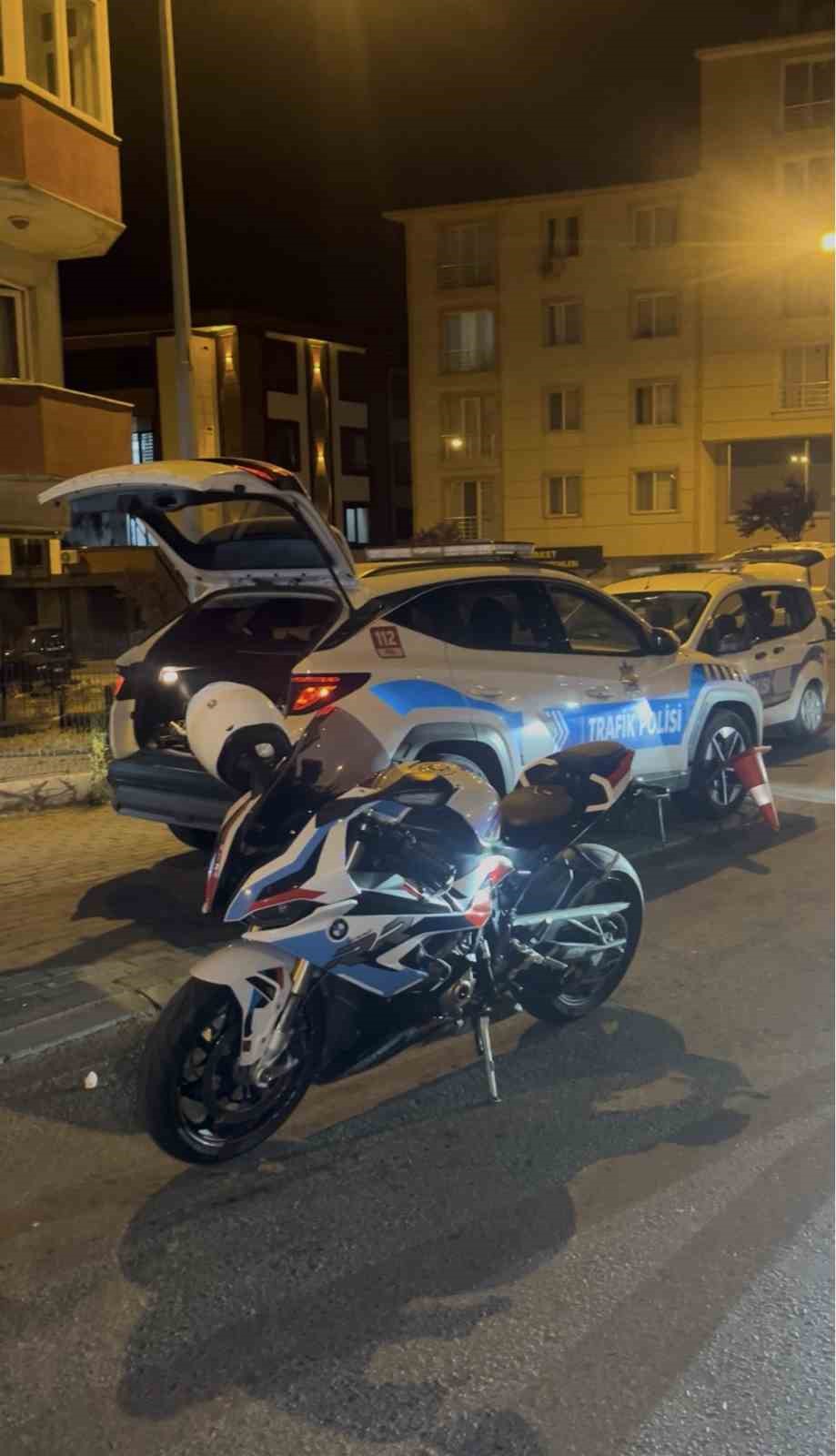 corluda akrobatik hareketler yapan motosikletliye agir ceza 1 tPwHrHZc