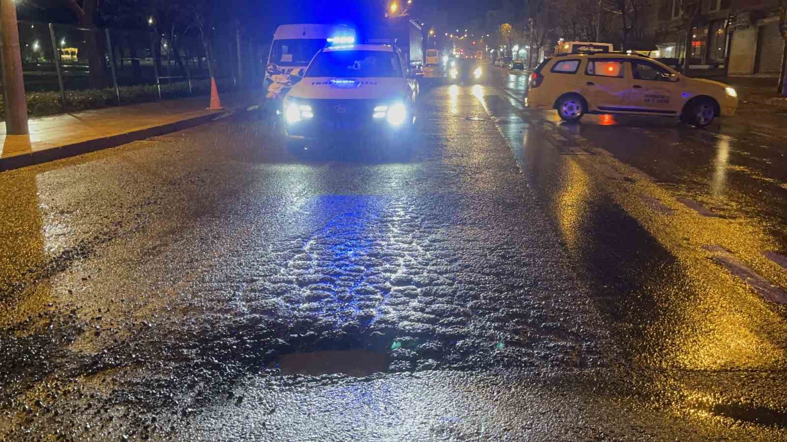 Çorlu’da çukura dalan motosikletli yaralandı 6 corluda cukura dalan motosikletli yaralandi 2 3wwK7HUB
