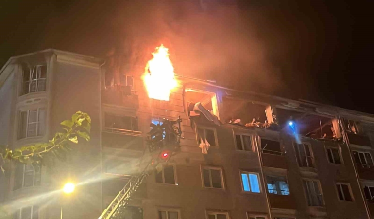 corluda-dogal-gaz-kaynakli-patlama-faciasi-2-olu-5-yarali-ecjB5KCO.jpg