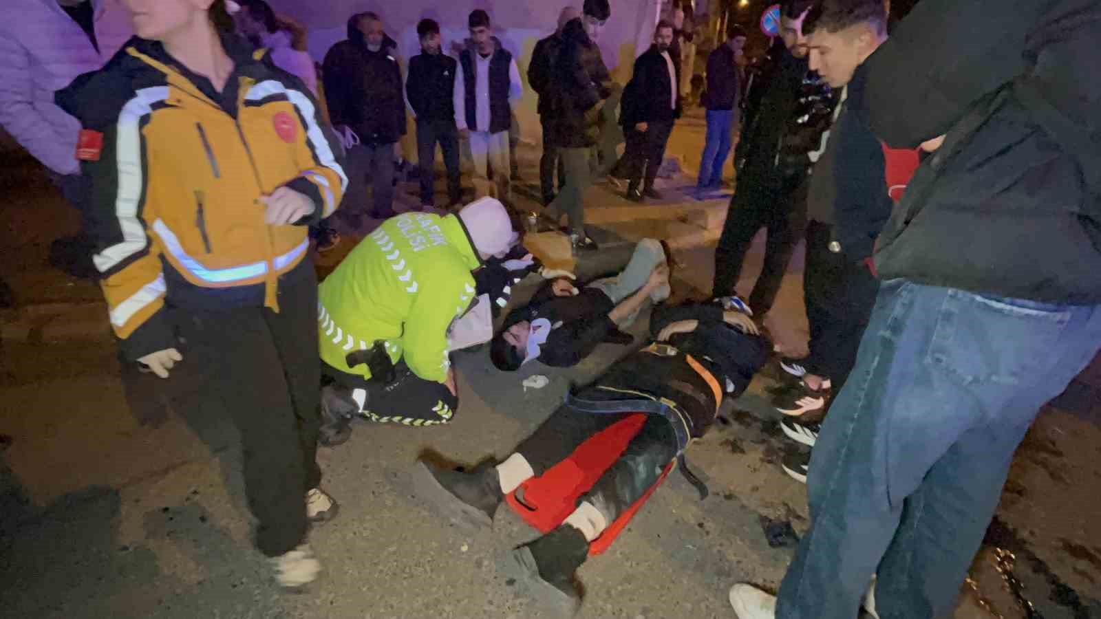corluda feci kaza 2 yarali 0 SuTmdunV