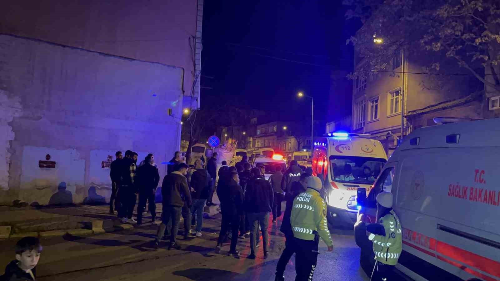 corluda feci kaza 2 yarali 4