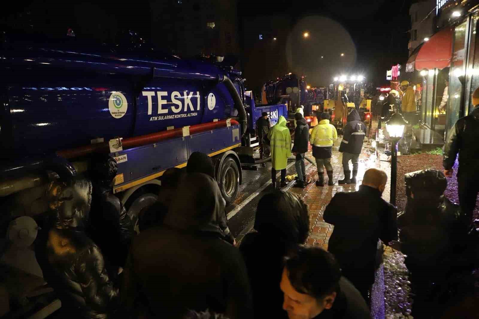 corluda gece yarisi altyapi alarmi kanalizasyon hatti coktu 1 liLgEdle
