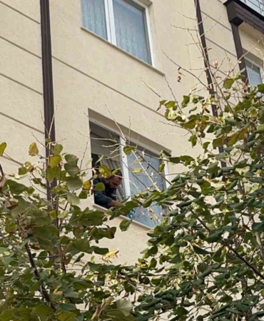 corluda-ikinci-kattan-dusen-1-yasindaki-bebek-agir-yaralandi-6awWVhCP.jpg