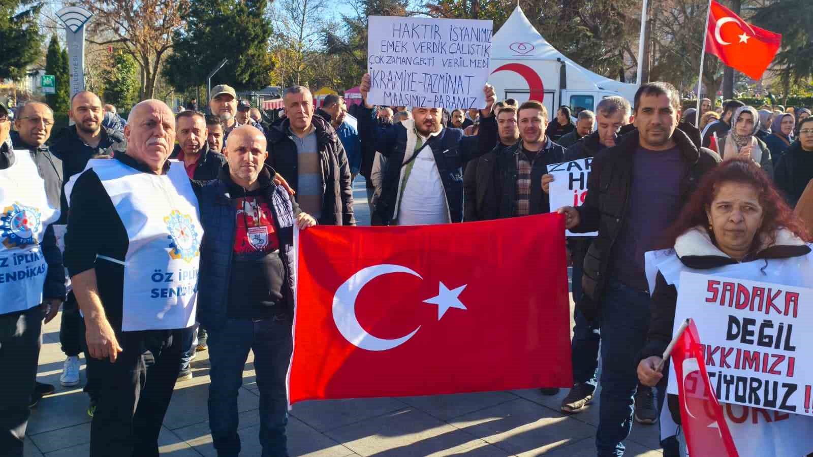 corluda iscilerden hak arayisi eylemi 1 N8va1XMW