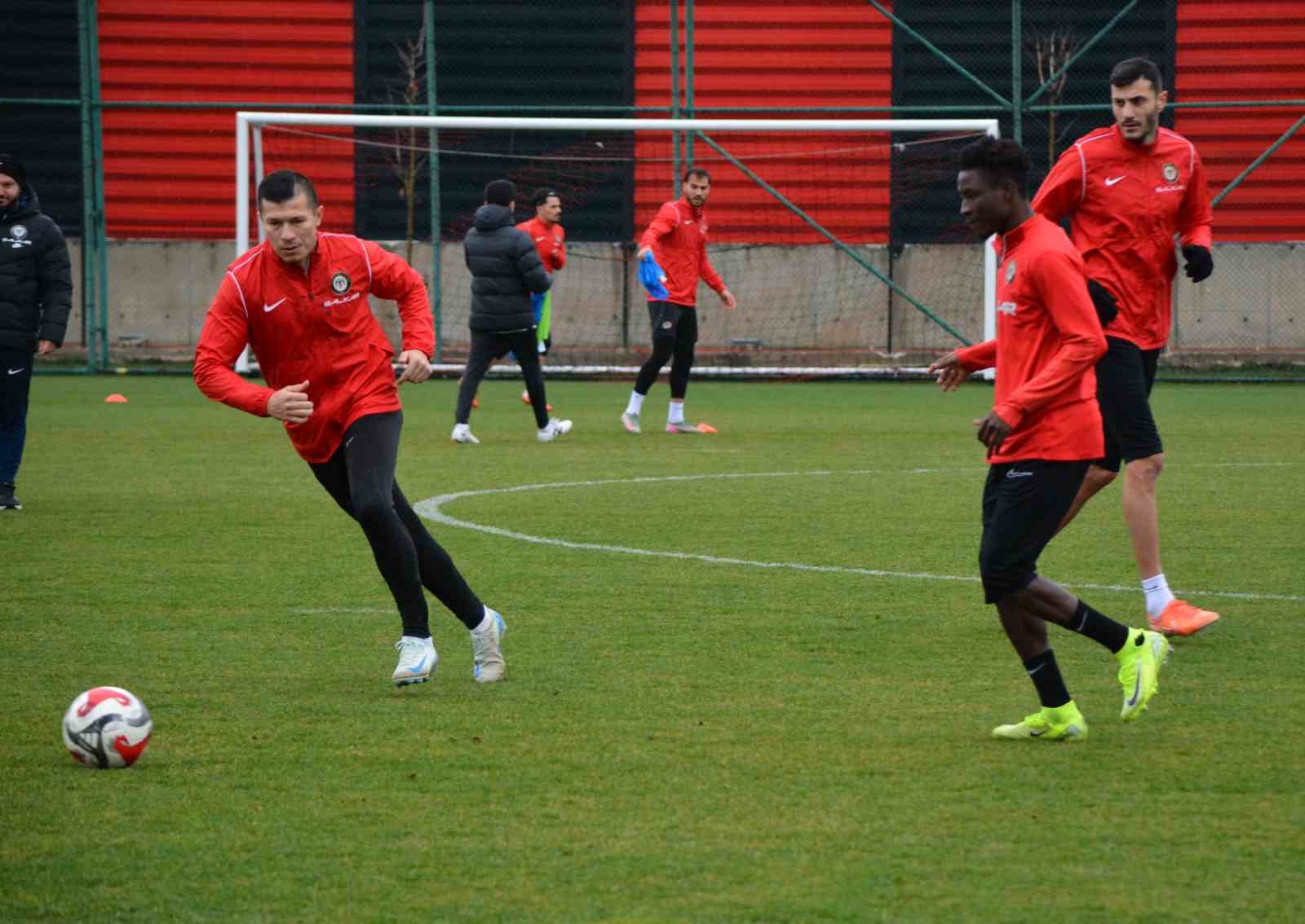 corum fk igdir fkyi yenerek galibiyet serisine devam etmek istiyor 5 RrI89bEB