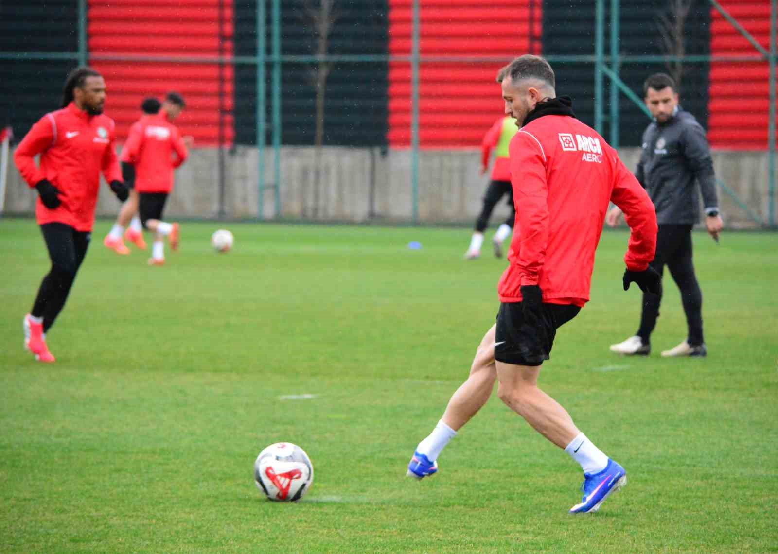 corum fk igdir fkyi yenerek galibiyet serisine devam etmek istiyor 7 KS6ctXOG