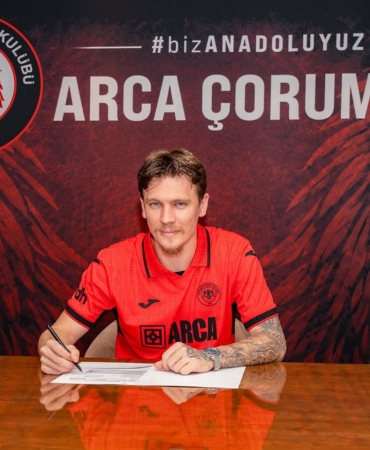 corum-fk-serdar-saatciyi-renklerine-bagladi-LOpuvdlM.jpg