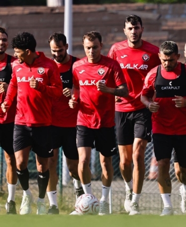 corum-fk-super-lig-hazirliklarina-basladi-DzgC5XxB.jpg